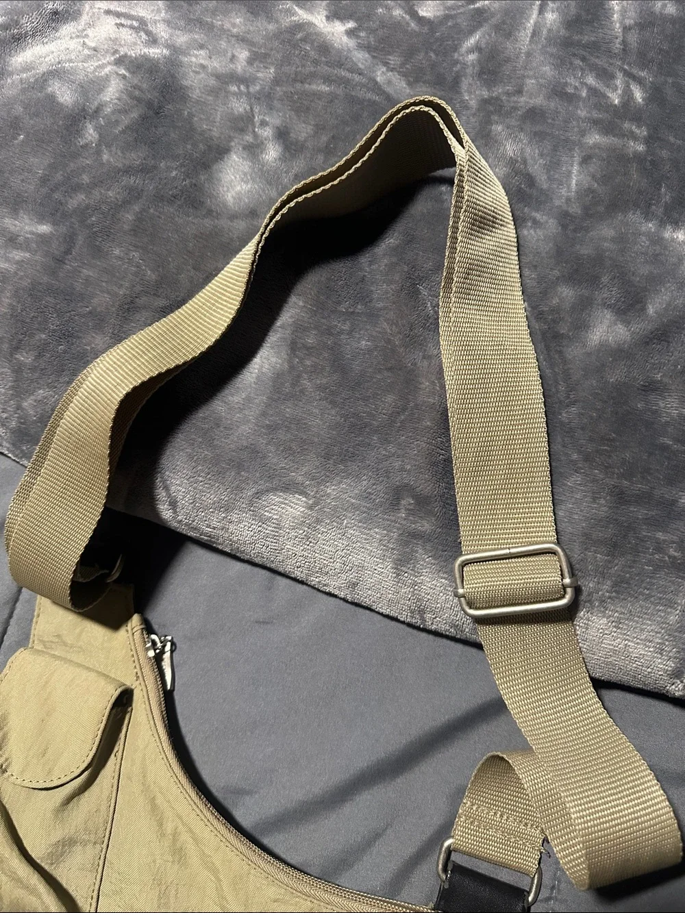Baggallini Uptown Bag Nylon Canvas Crossbody Slim Messenger Sling